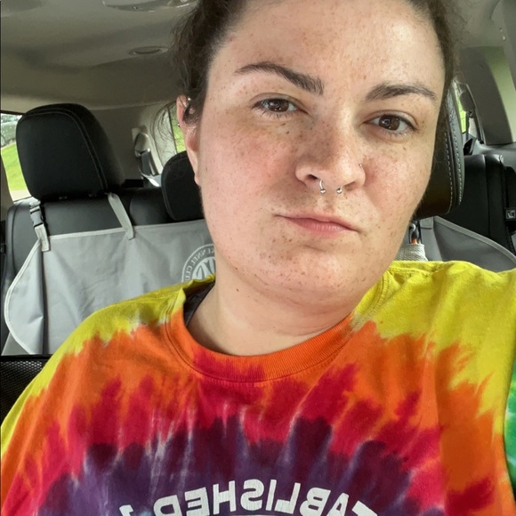 Meet your Posh Ambassador, Chloe - Picture 4 of 5